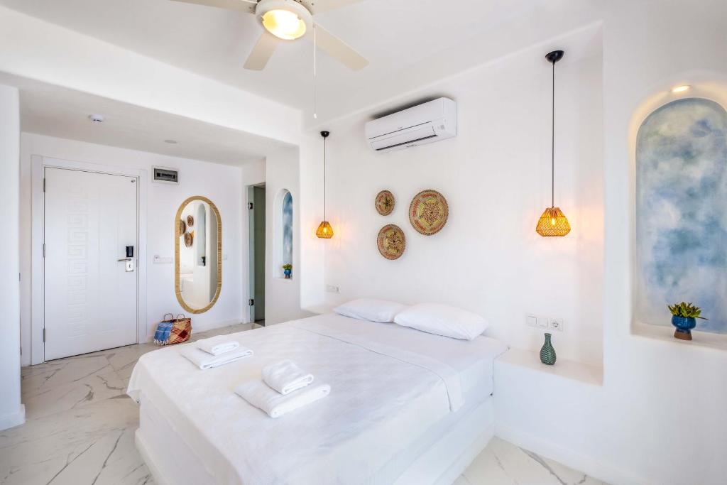 Postel nebo postele na pokoji v ubytování Payam Hotel