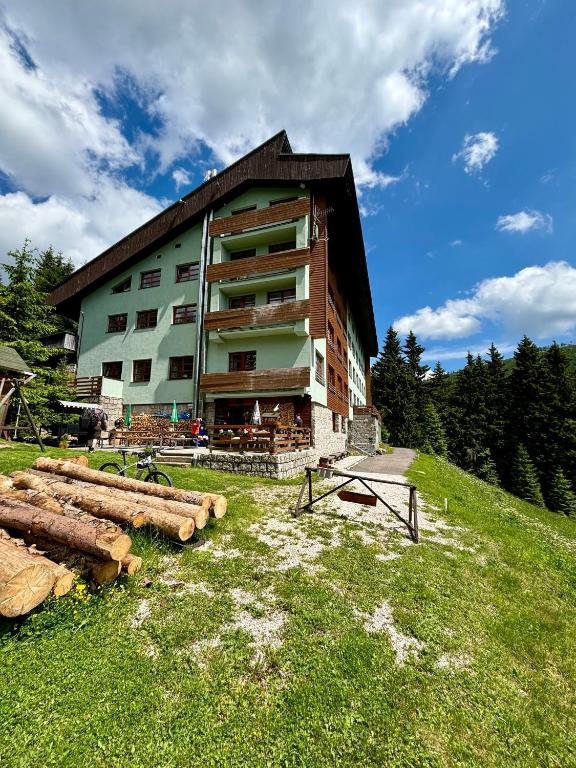 Budova, kde se apartmán nachází