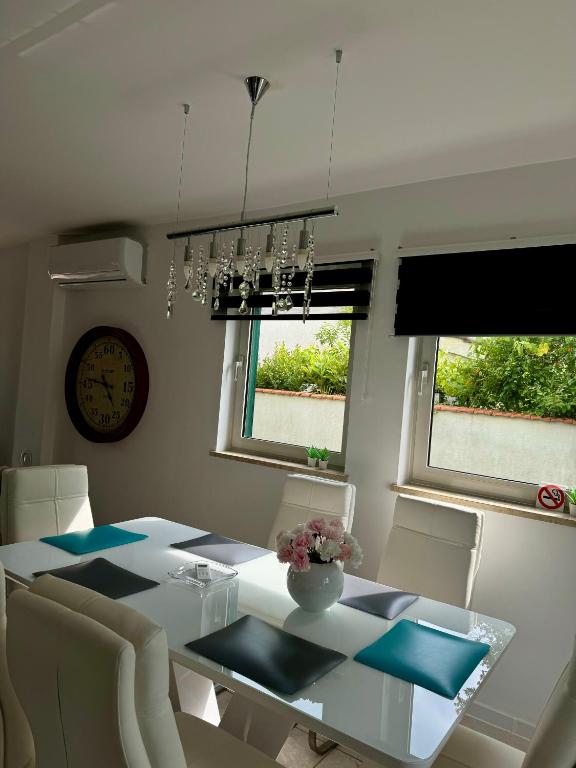 Fotografie z fotogalerie ubytování Enna Apartment A Meerblick perfect location v Medulinu
