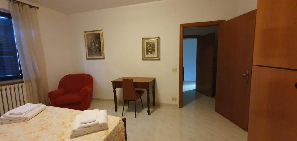 A bed or beds in a room at La lepre nella Luna