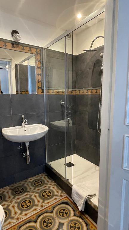 A bathroom at DonnaFrancaFlorio