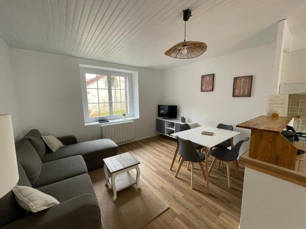 Ruang duduk di Le gîte du lavoir