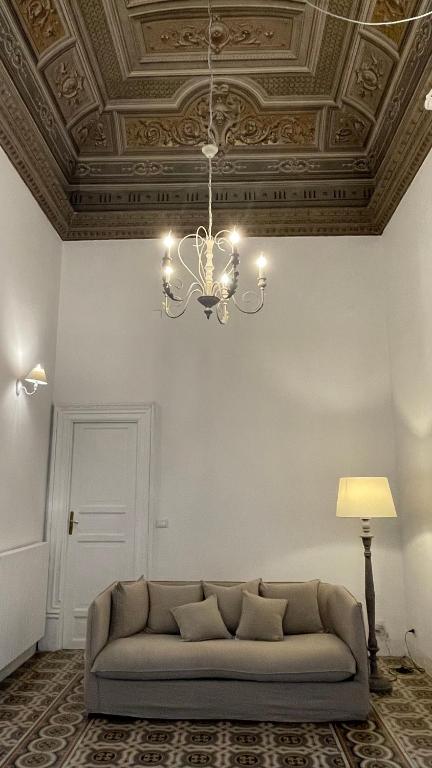 A seating area at DonnaFrancaFlorio