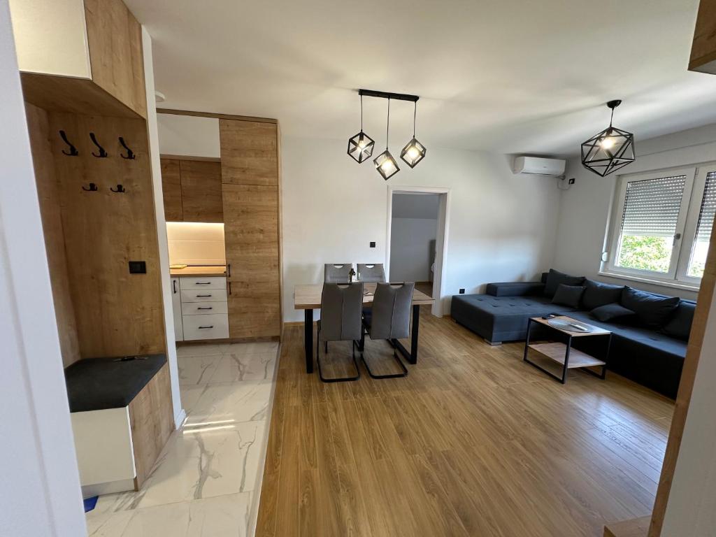 Apartment MAFILTA - Apartamento De Dos Dormitorios