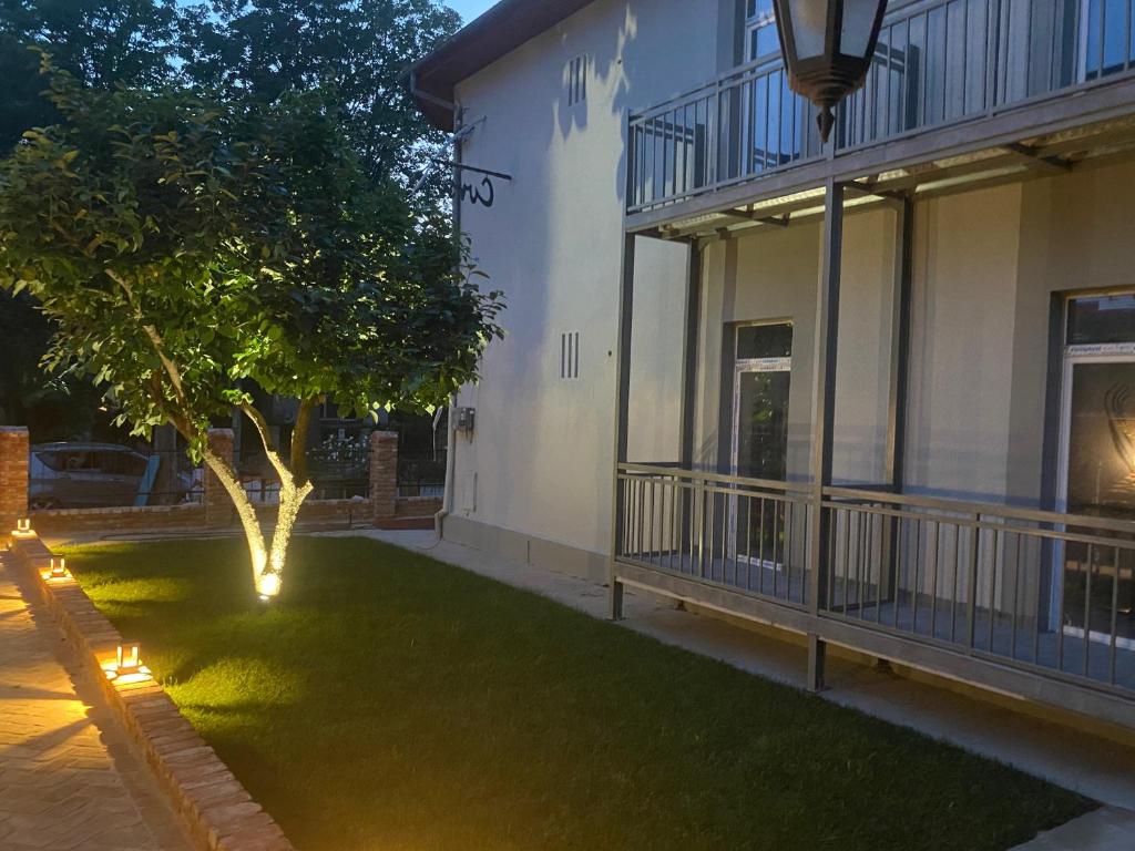 Budova, kde se hotel nachází