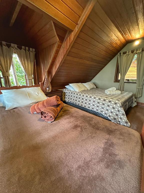 Chalé dos Pássaros - Varanda com vista p/ Natureza