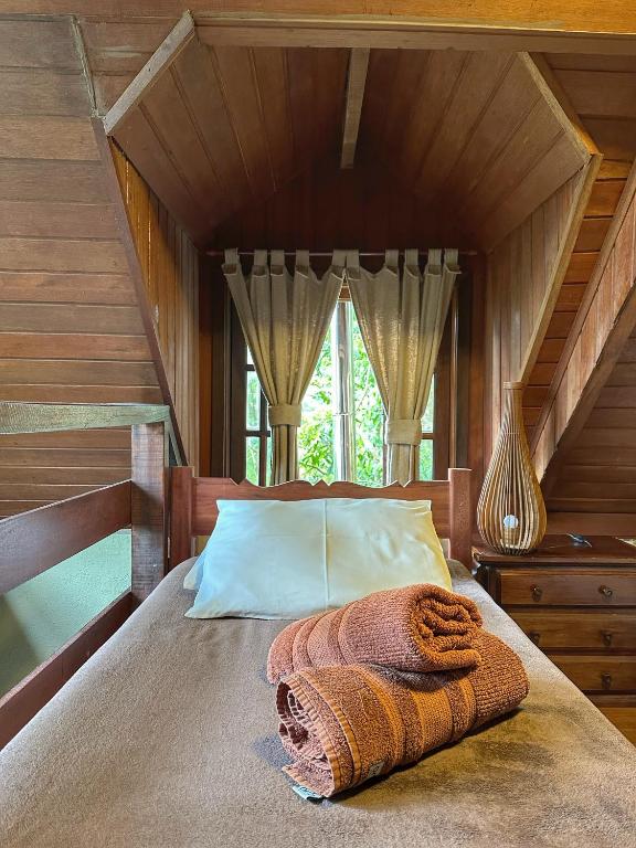 Chalé dos Pássaros - Varanda com vista p/ Natureza