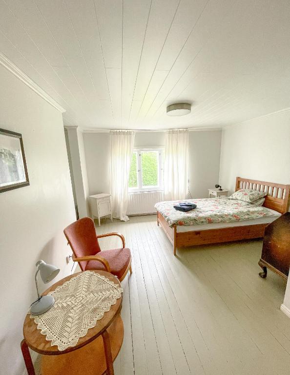 Vuode tai vuoteita majoituspaikassa Lindallén Guest House