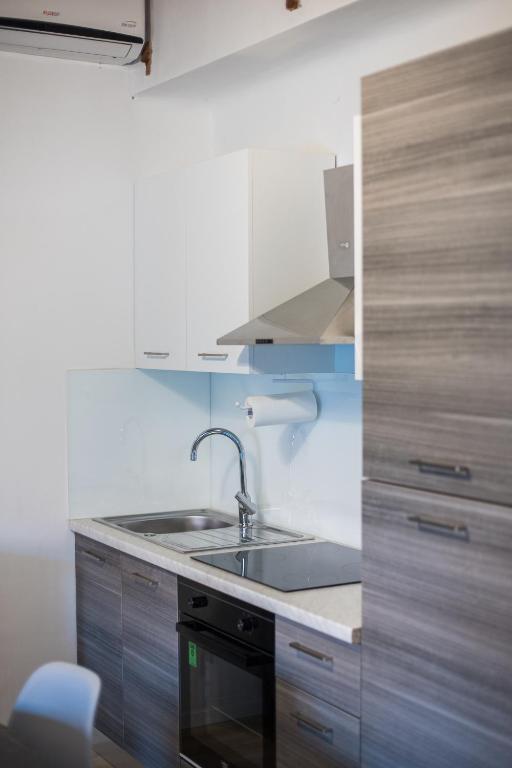 Una cocina o cocineta en Splitski Đir