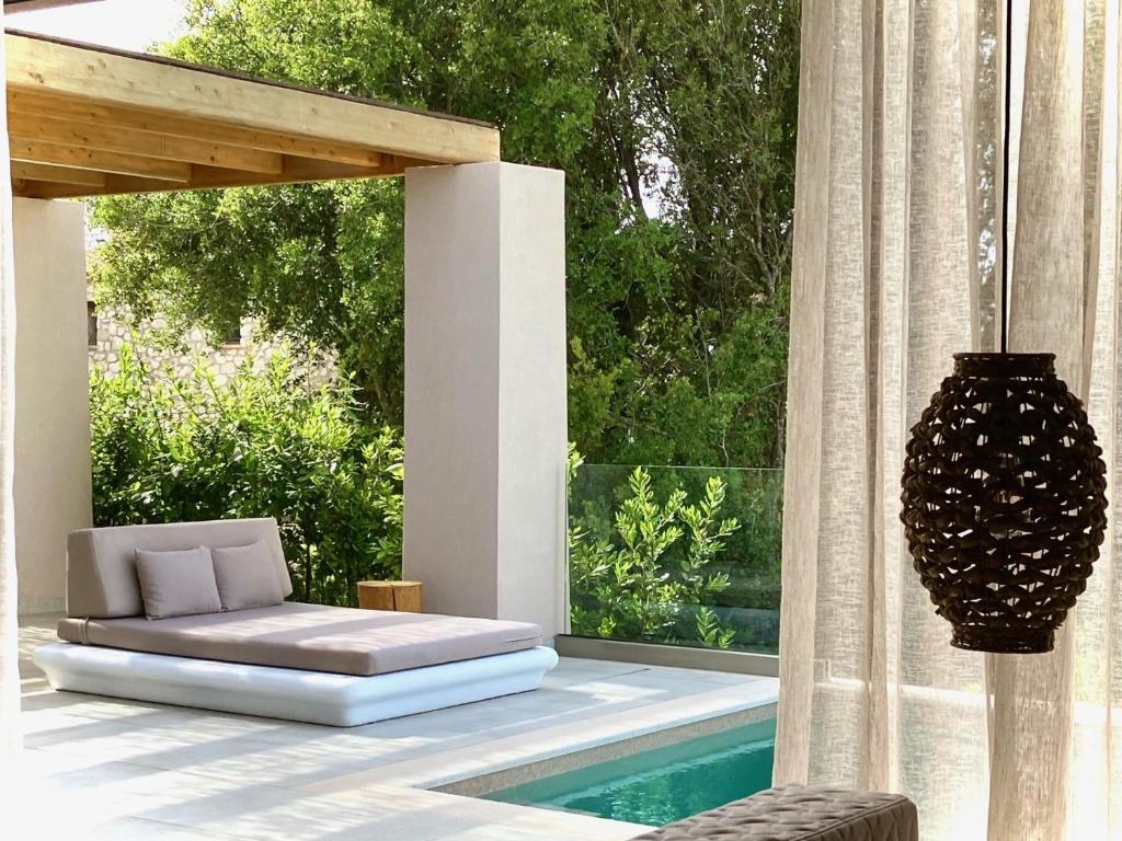 Zdjęcie z galerii obiektu Amahle Luxury Villas w mieście Andipáta Erísou
