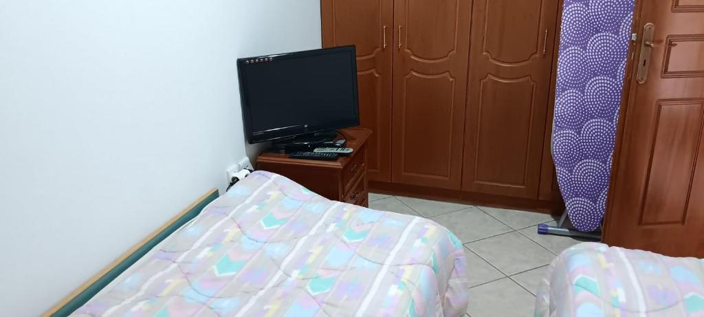 TV a/nebo společenská místnost v ubytování Kostantina's House Kythera