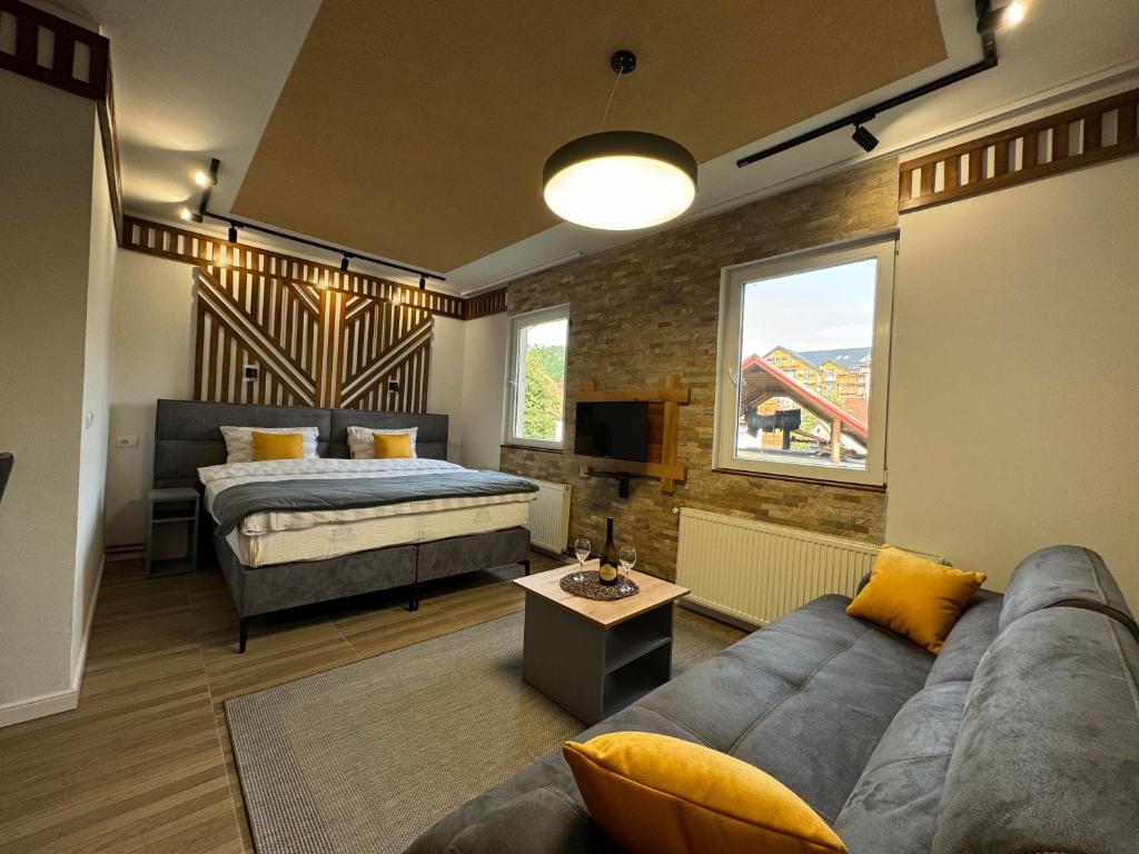 Postel nebo postele na pokoji v ubytování Apartments Radović