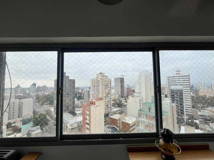 Γενική άποψη της πόλης Νεουκέν ή θέα της πόλης από  αυτό το διαμέρισμα