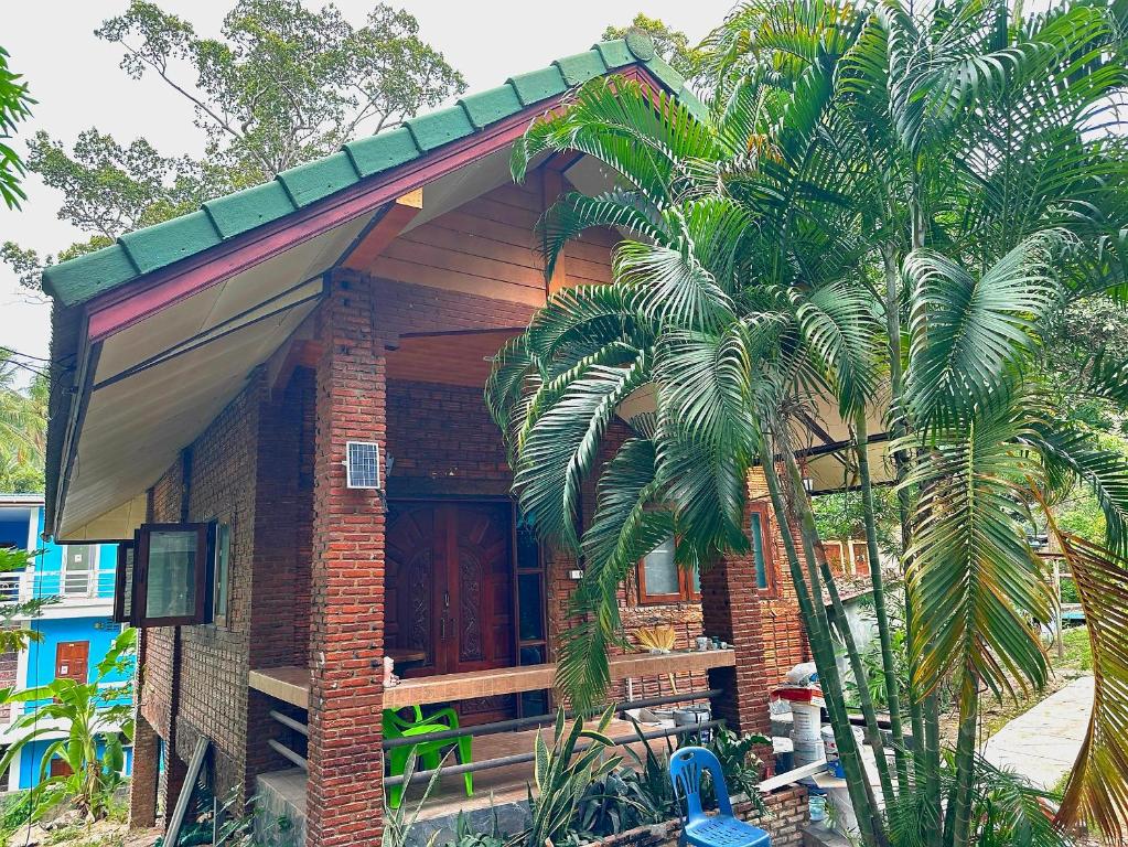 P'Un House - Classic Quadruple Room