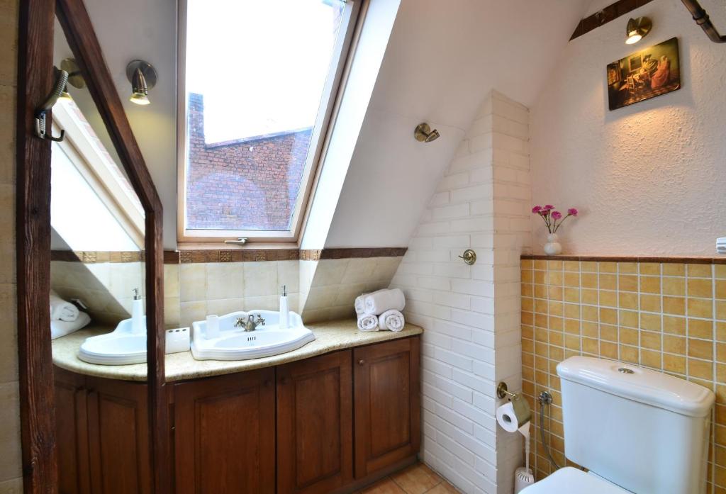 Kúpeľňa v ubytovaní Apartamenty Molus na Rynku Staromiejskim