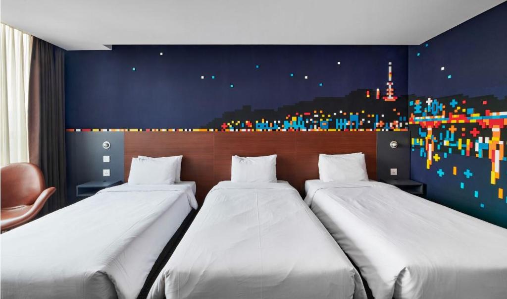 Hotel Skypark Kingstown Dongdaemun - DIVE IN JAEBUM JOO ART STAY SEOUL / TRIPLE
