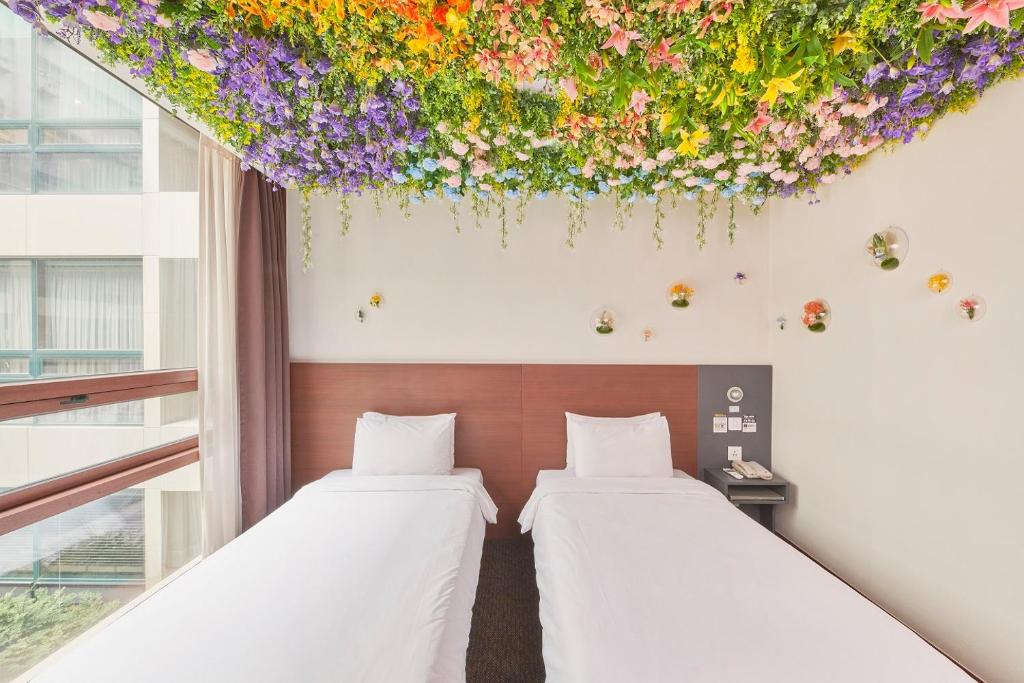 Hotel Skypark Kingstown Dongdaemun - DIVE IN JIAE LEE ART STAY SEOUL 2 / TWIN
