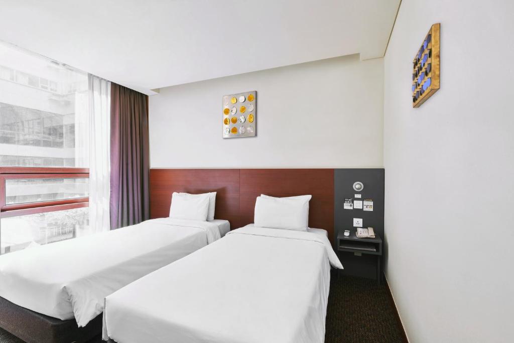 Hotel Skypark Kingstown Dongdaemun - DIVE IN YEODONG YUN ART STAY SEOUL / TWIN