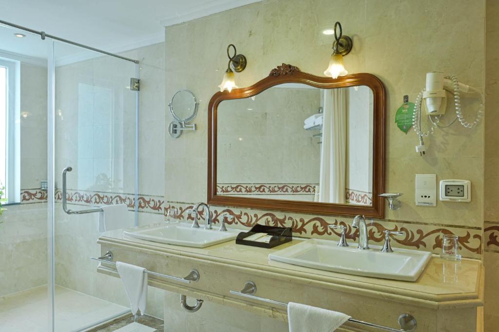 Suite Royal Nhìn ra Thành phố