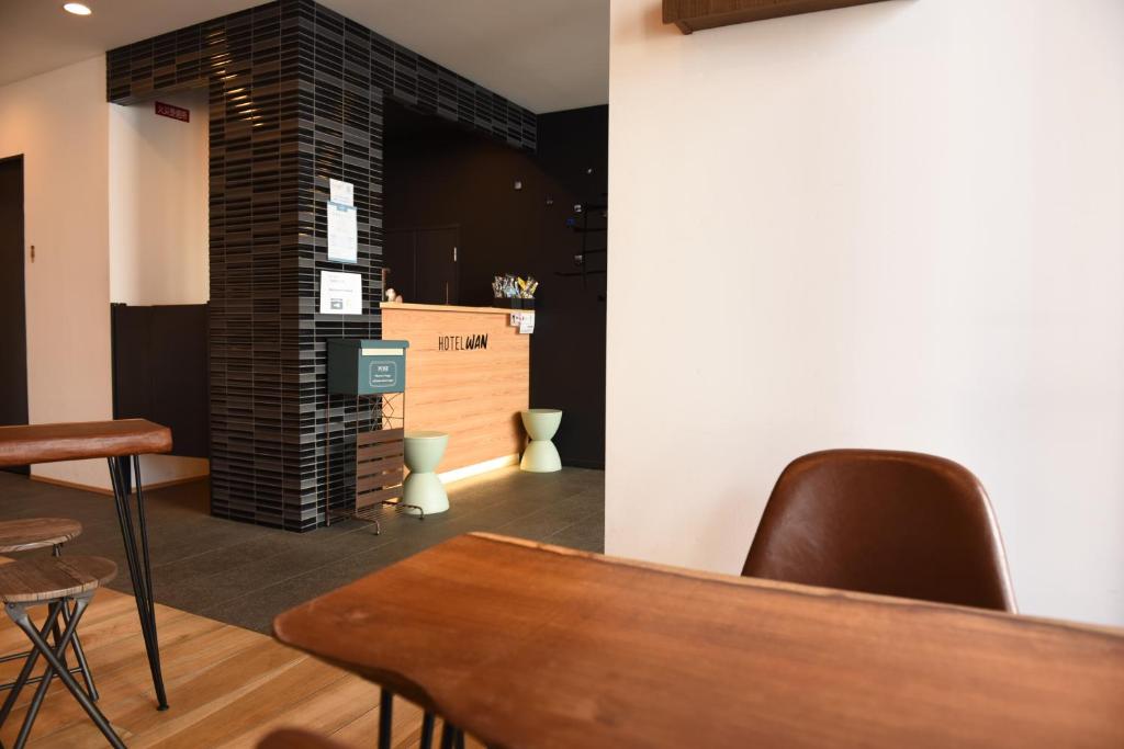Kuchyň nebo kuchyňský kout v ubytování HOTEL WAN OSAKA EBISU