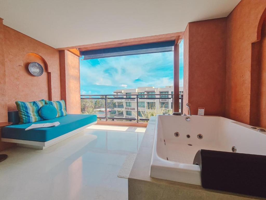 Marrakesh Hua Hin Resort & Spa - 6