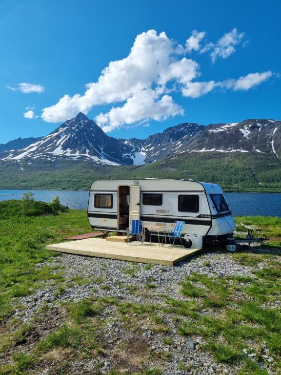 Příroda nedaleko luxury tent