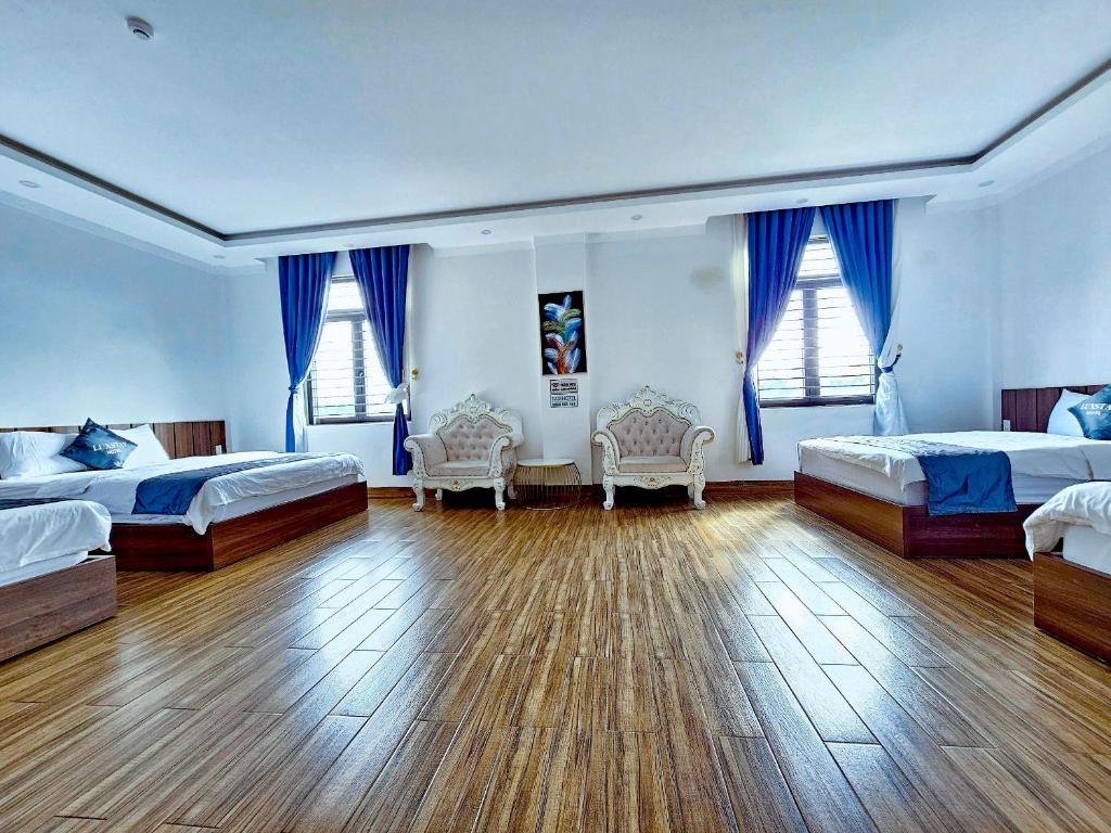 Hotel Luxstay - 4-Bed Mixed Dormitory Room