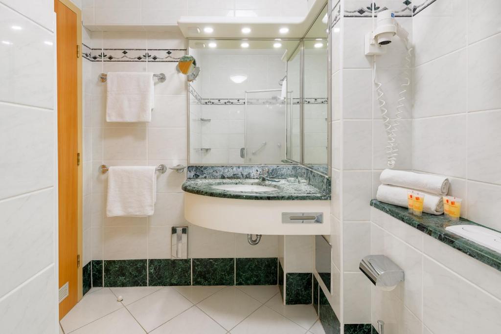 Valamar Meteor Hotel - 10