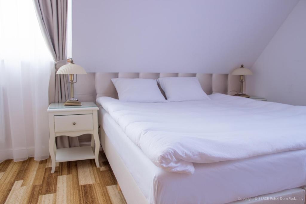 Serce - Chambre Triple Avec Salle De Bains