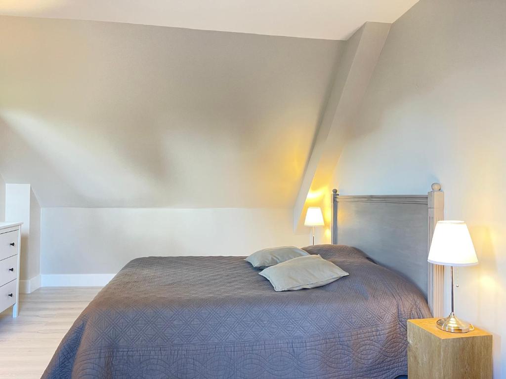 Posteľ alebo postele v izbe v ubytovaní Pressoir de la mare SUPERHOTE 12 minutes de Cabourg