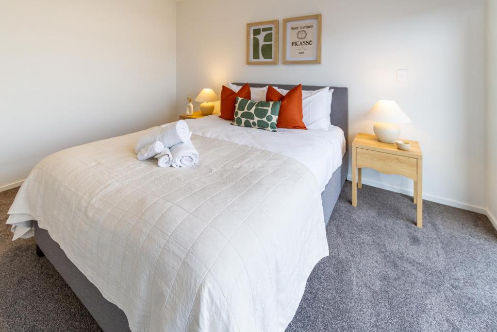 2 Bed, 2 Bath w Sofa Bed - Great Cafes Nearby - Resim 23