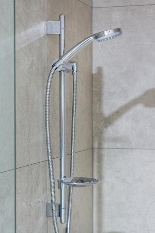 2 Bed, 2 Bath w Sofa Bed - Great Cafes Nearby - Resim 39