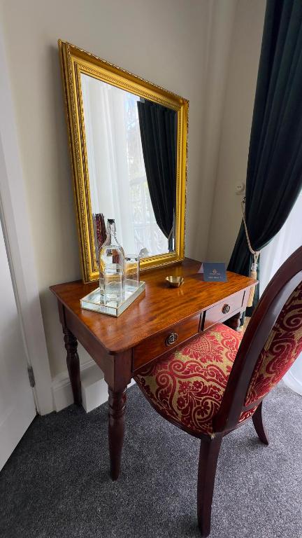 Ennismore House - Resim 13