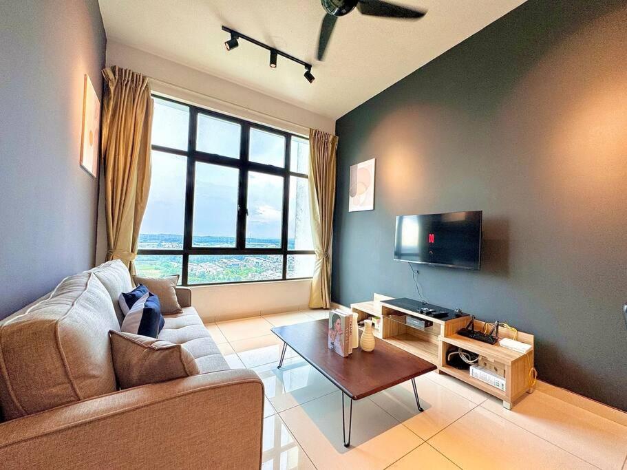 Posezení v ubytování D'Summit Suite by Luxecocoo CK Kempas Setia Tropika