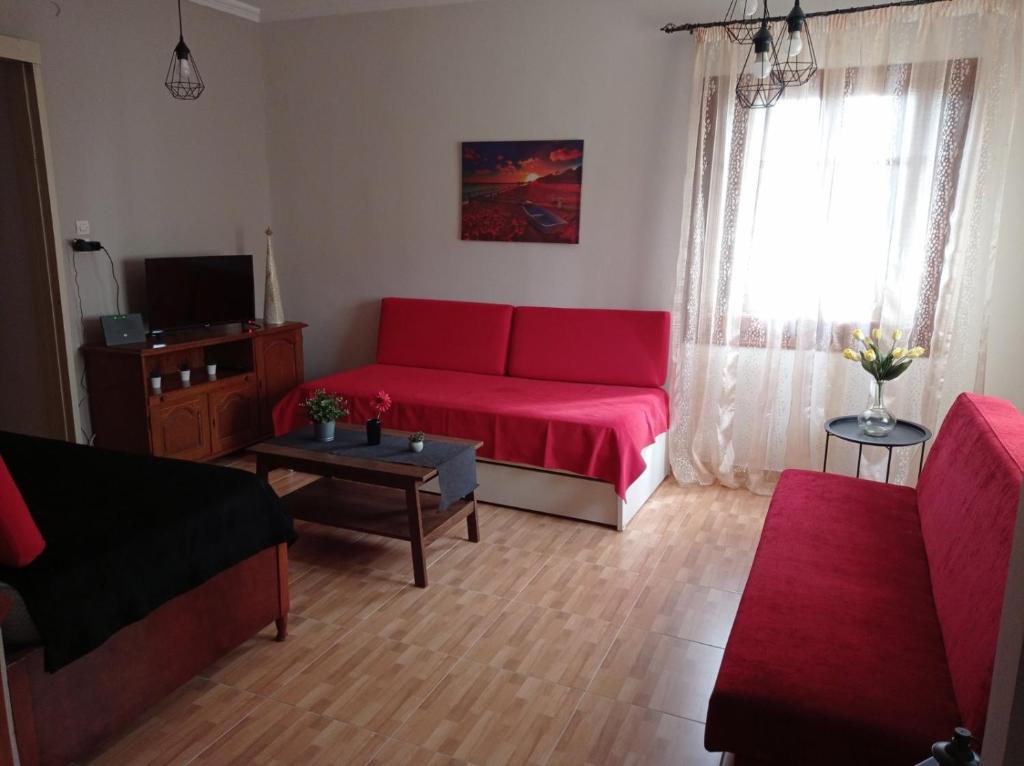 Zdjęcie z galerii obiektu Comfortable & Cozy House w mieście Wolos