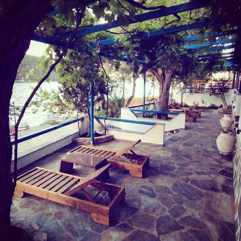 Fotografie z fotogalerie ubytování Amfithea Seaview apartment v destinaci Tríkeri