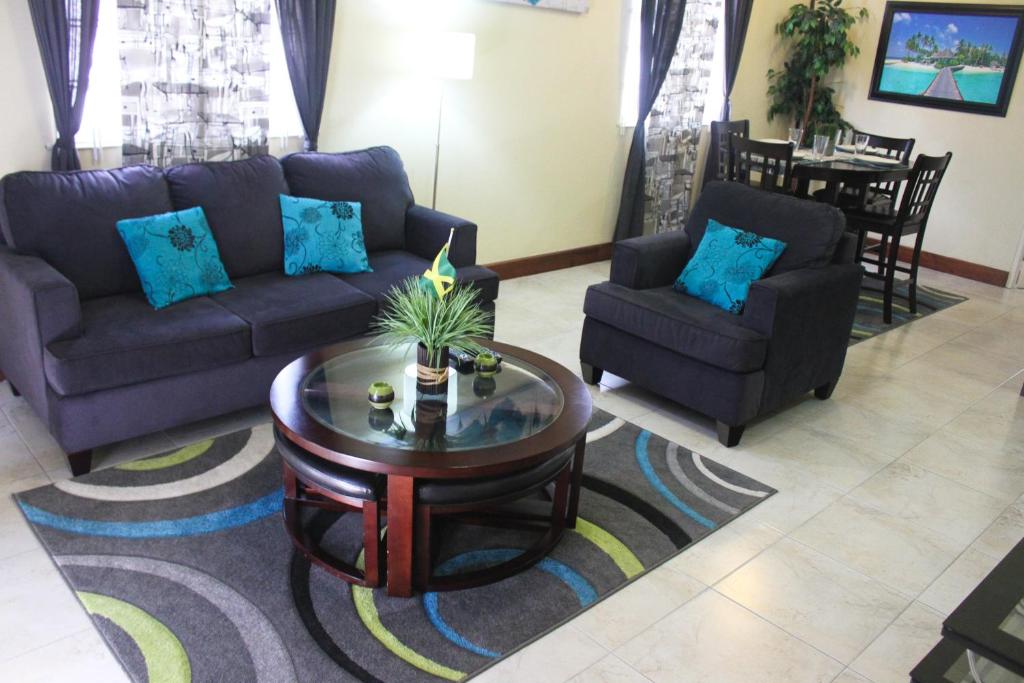 Posezení v ubytování Eclipse Suite Guest Apartment
