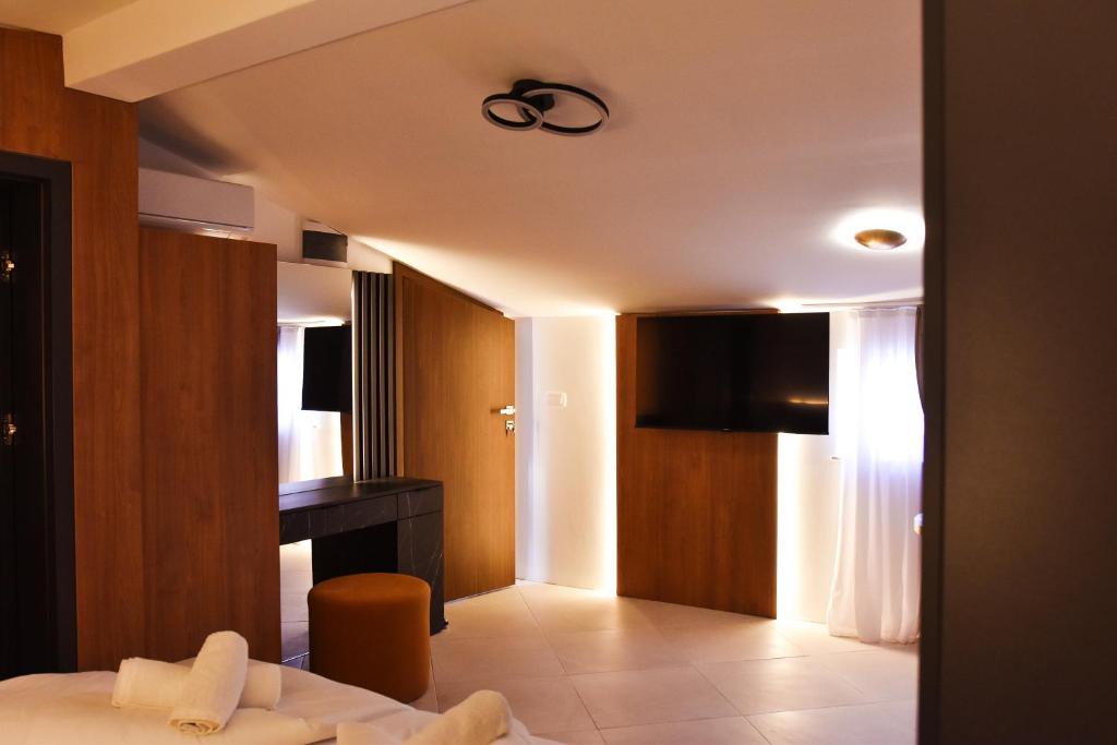 TV a/nebo společenská místnost v ubytování JR Piran B&B