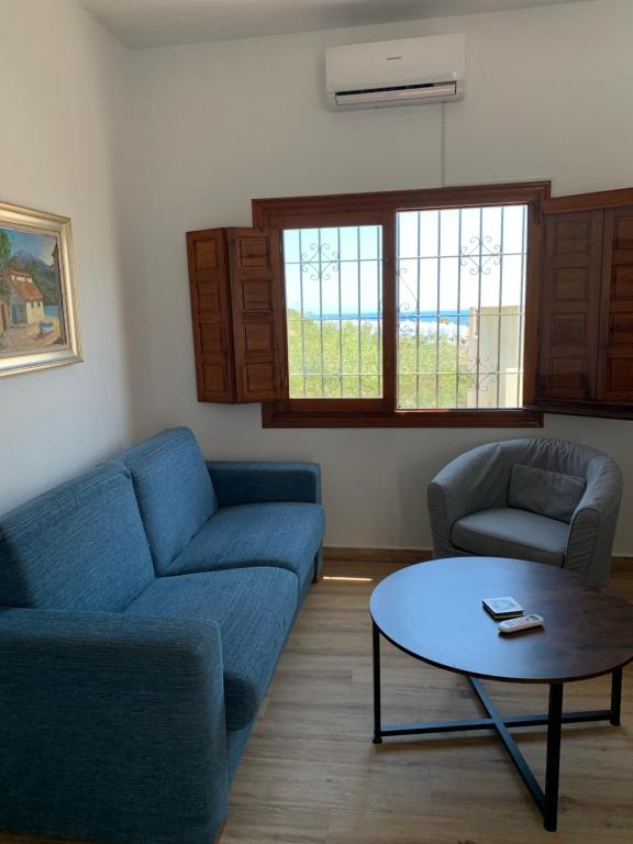 Χώρος καθιστικού στο La Barraca B - Descanso Familiar con gran patio en entorno tranquilo cerca del mar