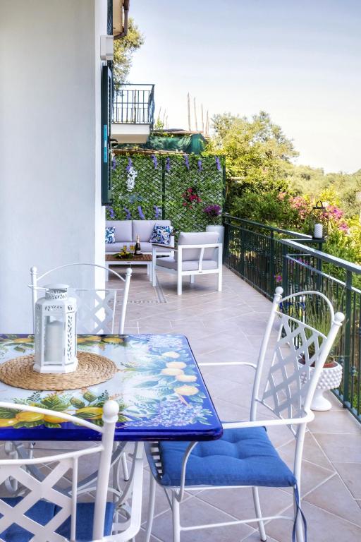 Balkón nebo terasa v ubytování Blu Vesuvius Sorrento