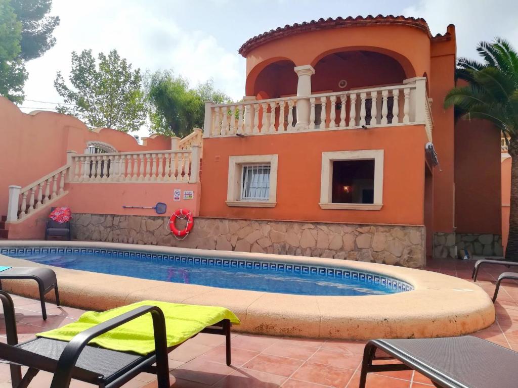 Bazén v ubytování Holiday Home Monte Verde-3 by Interhome nebo v jeho okolí