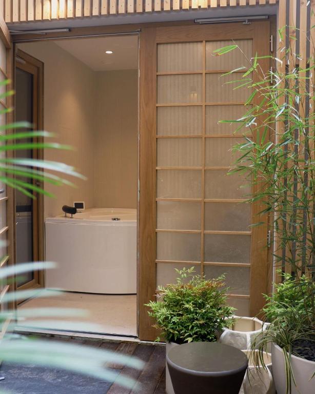 Hotel Litteraire Le Swann, BW Premier Collection - Resim 14