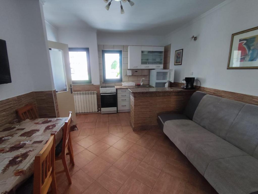 Kuchyň nebo kuchyňský kout v ubytování M&R apartmani Rovinj