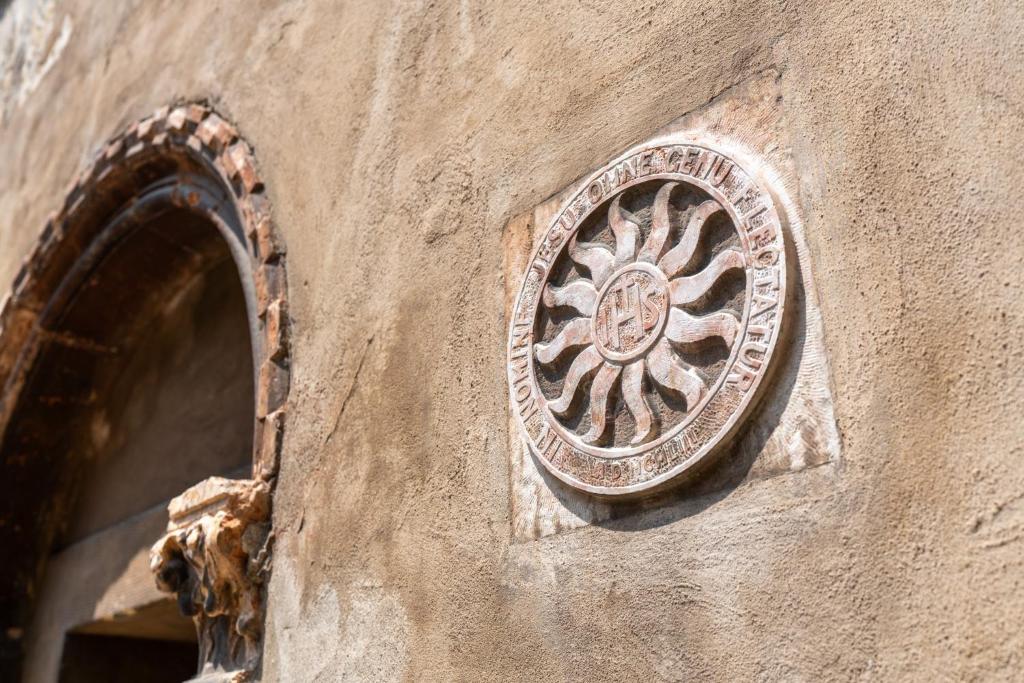 Palazzo delle Guglie by Postcardsfrom - Resim 35