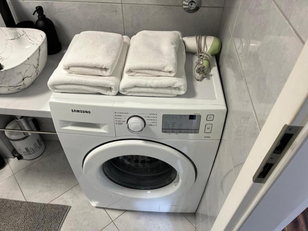 Eva Luxury Rooms & Apartments - 12