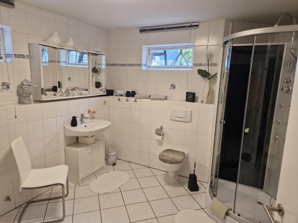 Koupelna v ubytování Apartment Rademacher nahe Möhnesee