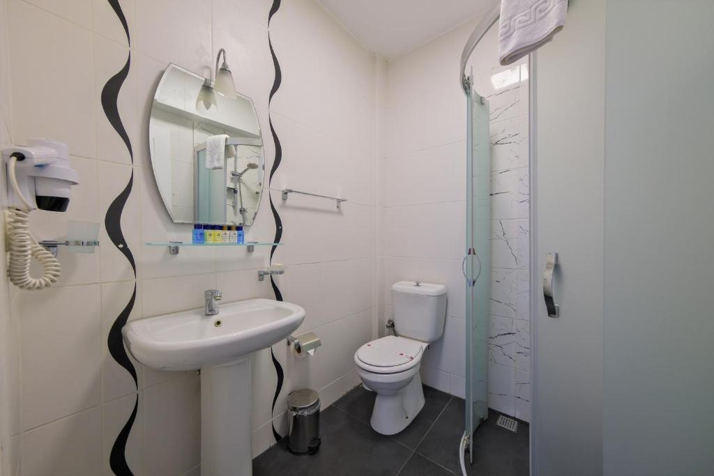 Larimar Suite Hotel - 4