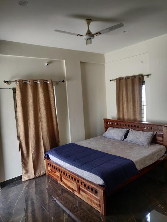 Castle Hebbal Room with Kitchen, Bangalore (updated prices 2024)