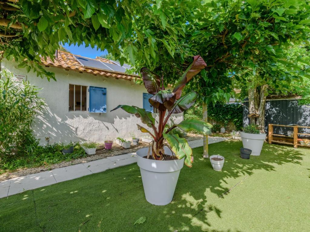 Photo de la galerie de l'établissement Holiday Home la Cabanes by Interhome, à Marsillargues