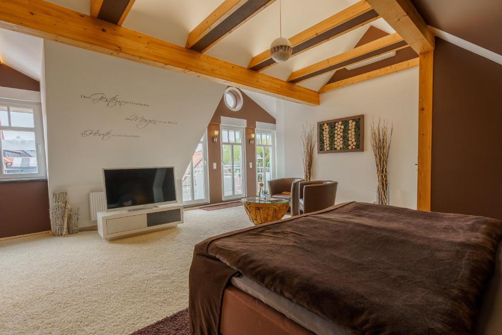 Hotel SPA VILLA Beauty & Wellness Resort - Wellness-Suite ,,Hofblick''